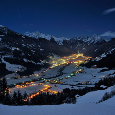 sonstiges_region_allgemein-tal_nacht-foto_paul_suerth_reduziert